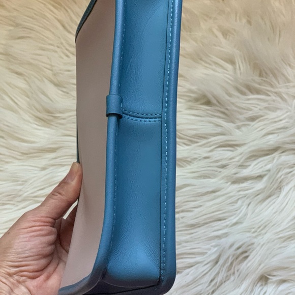 NWT COACH Brit Wristlet Colorblock💙 - Picture 3 of 11